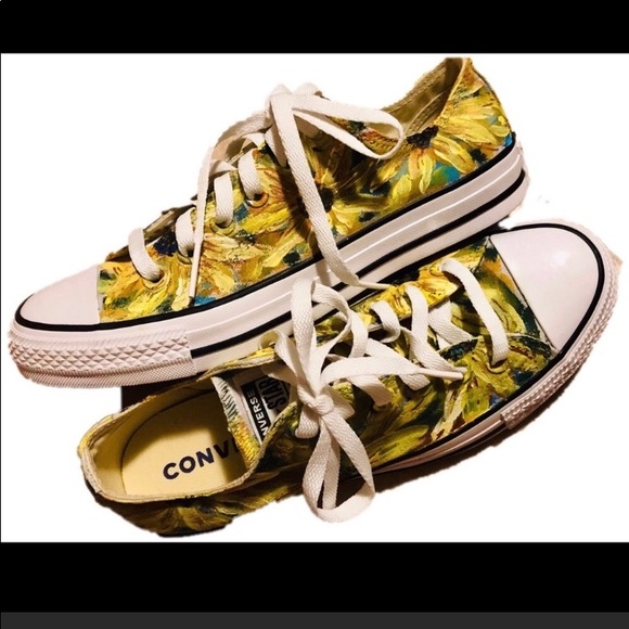 Converse Shoes - New hand painted sunflower Converse Size 8